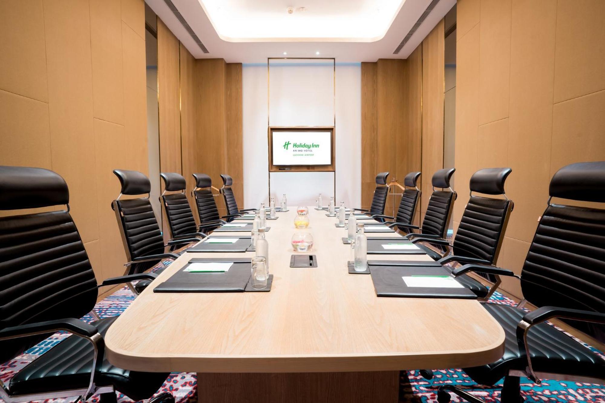 Holiday Inn Lucknow Airport By Ihg Dış mekan fotoğraf