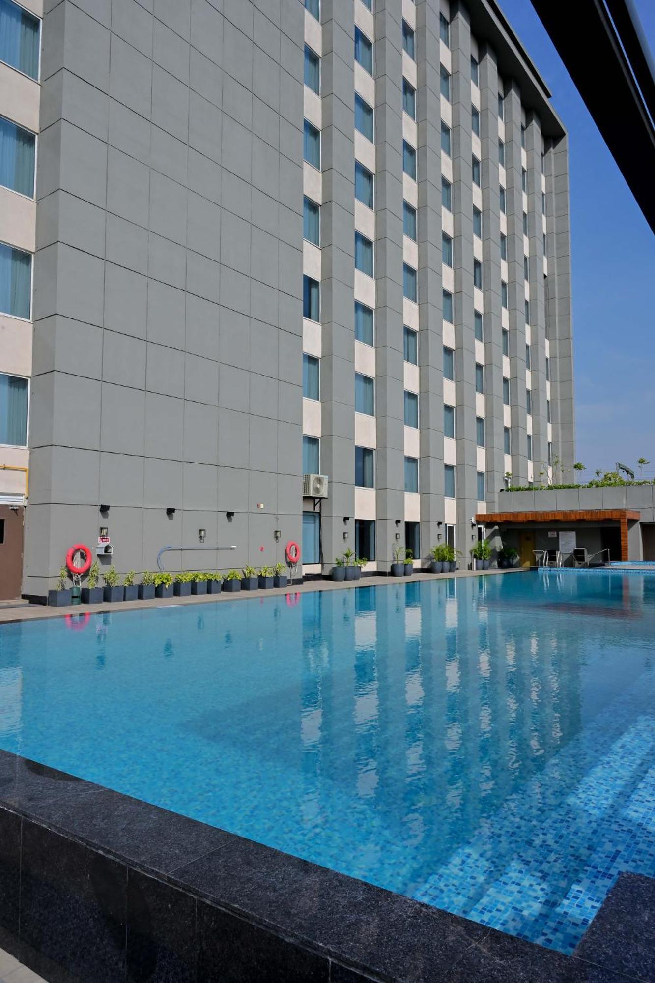 Holiday Inn Lucknow Airport By Ihg Dış mekan fotoğraf