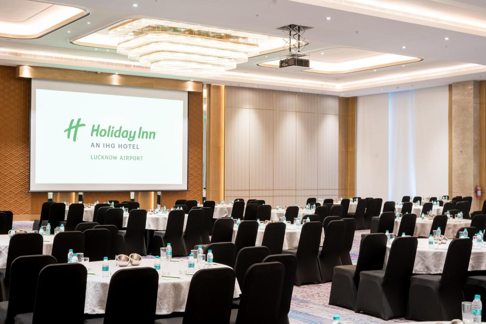 Holiday Inn Lucknow Airport By Ihg Dış mekan fotoğraf
